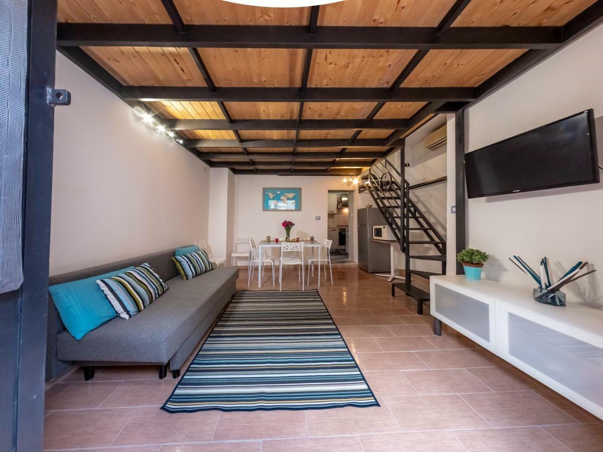 Sikulahouse - Apartment In The City Center Catânia Exterior foto